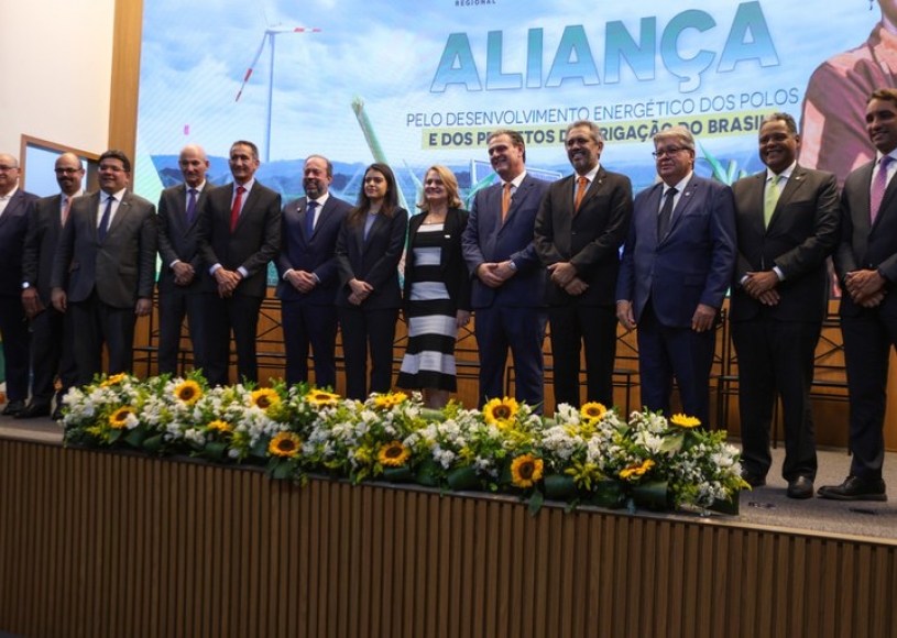 Governo firma acordo para integrar agricultura irrigada e segurança energética